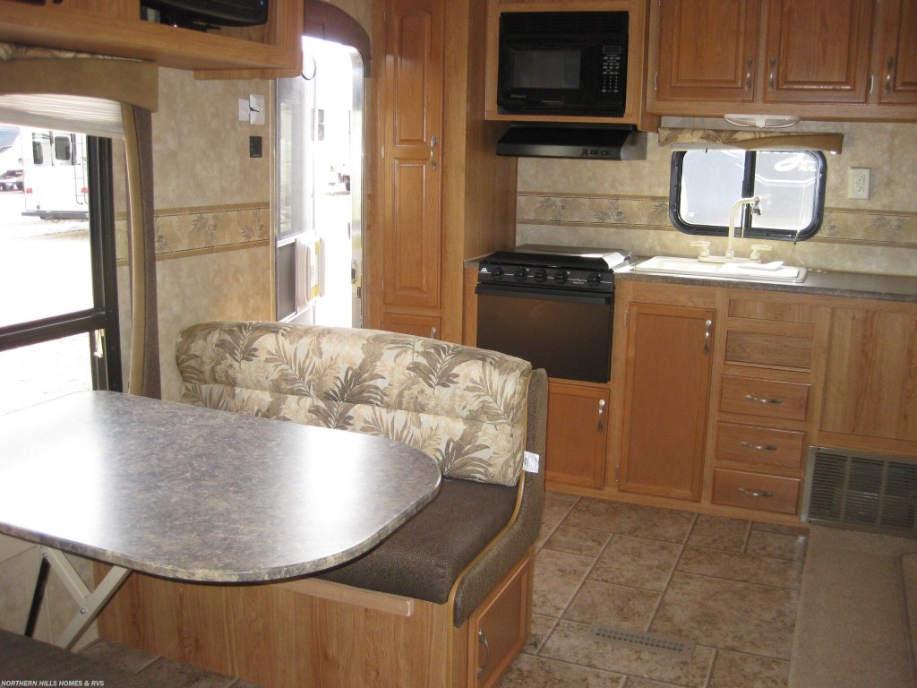 Picture of: Jayco Jay Flight G 5 RKS RV for Sale in Whitewood, SD