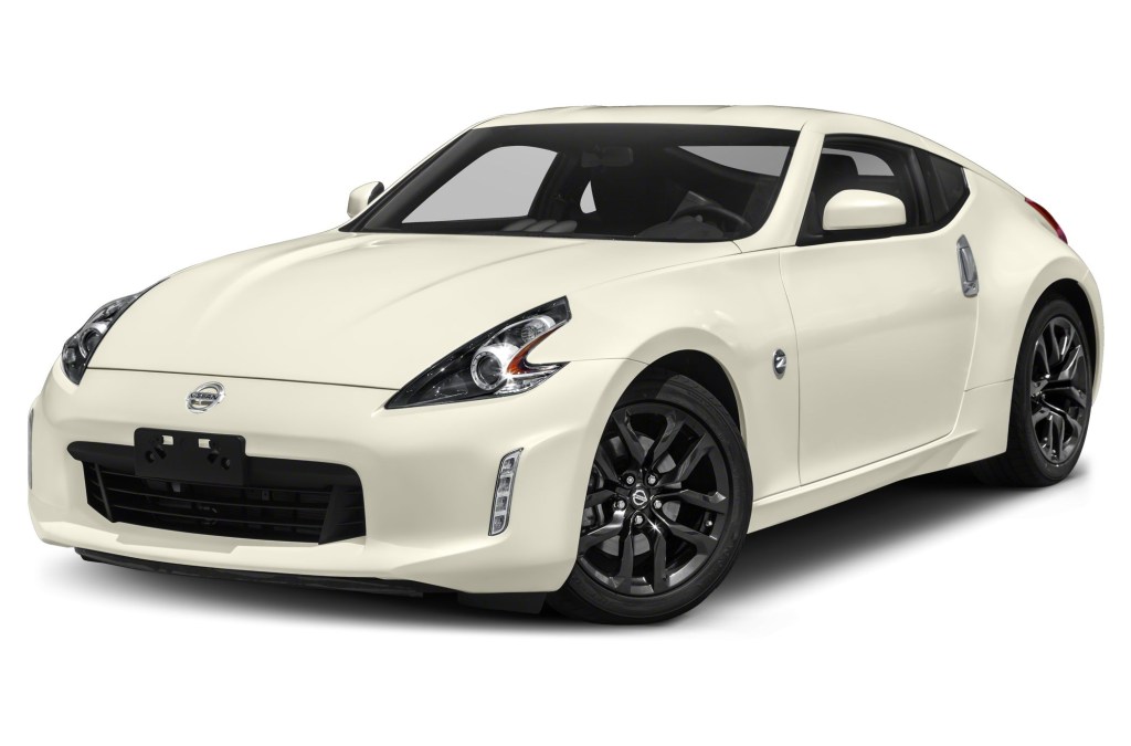 Picture of: Nissan Z Oil Type & Capacity  OilType