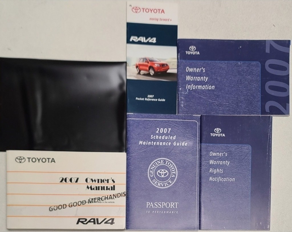 Picture of: TOYOTA RAV OWNERS MANUAL V .L I