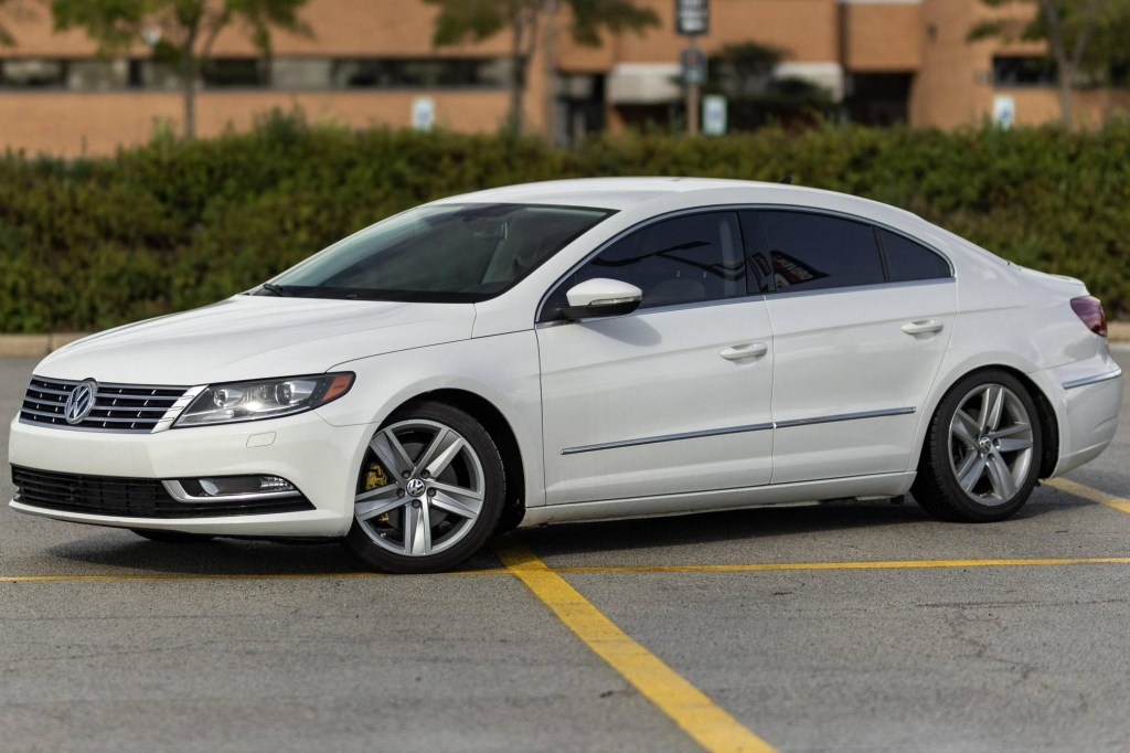 Picture of: Volkswagen CC Sport for Sale – Cars & Bids